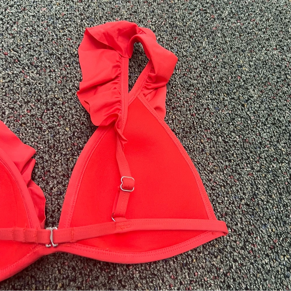 H&M Red Ruffle Shoulder Triangle Bikini Top Casual Flirty Swimwear Bathing Suit - Picture 9 of 12